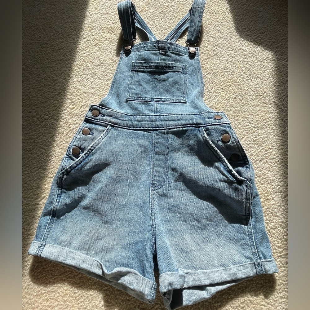 Hollister high-rise mom short overalls